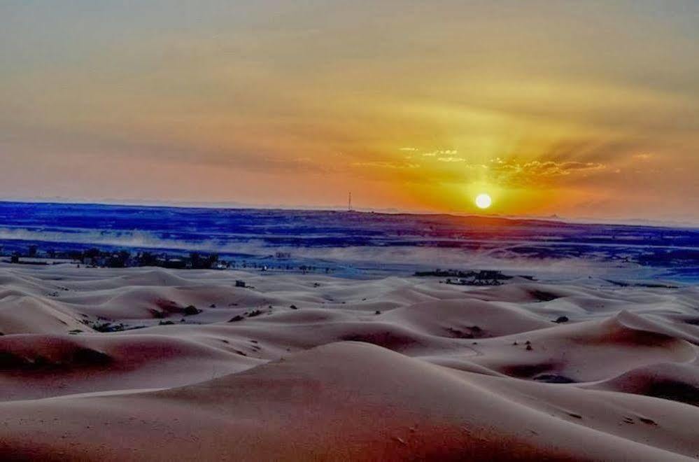 Les Pyramides Hotel Merzouga Ngoại thất bức ảnh